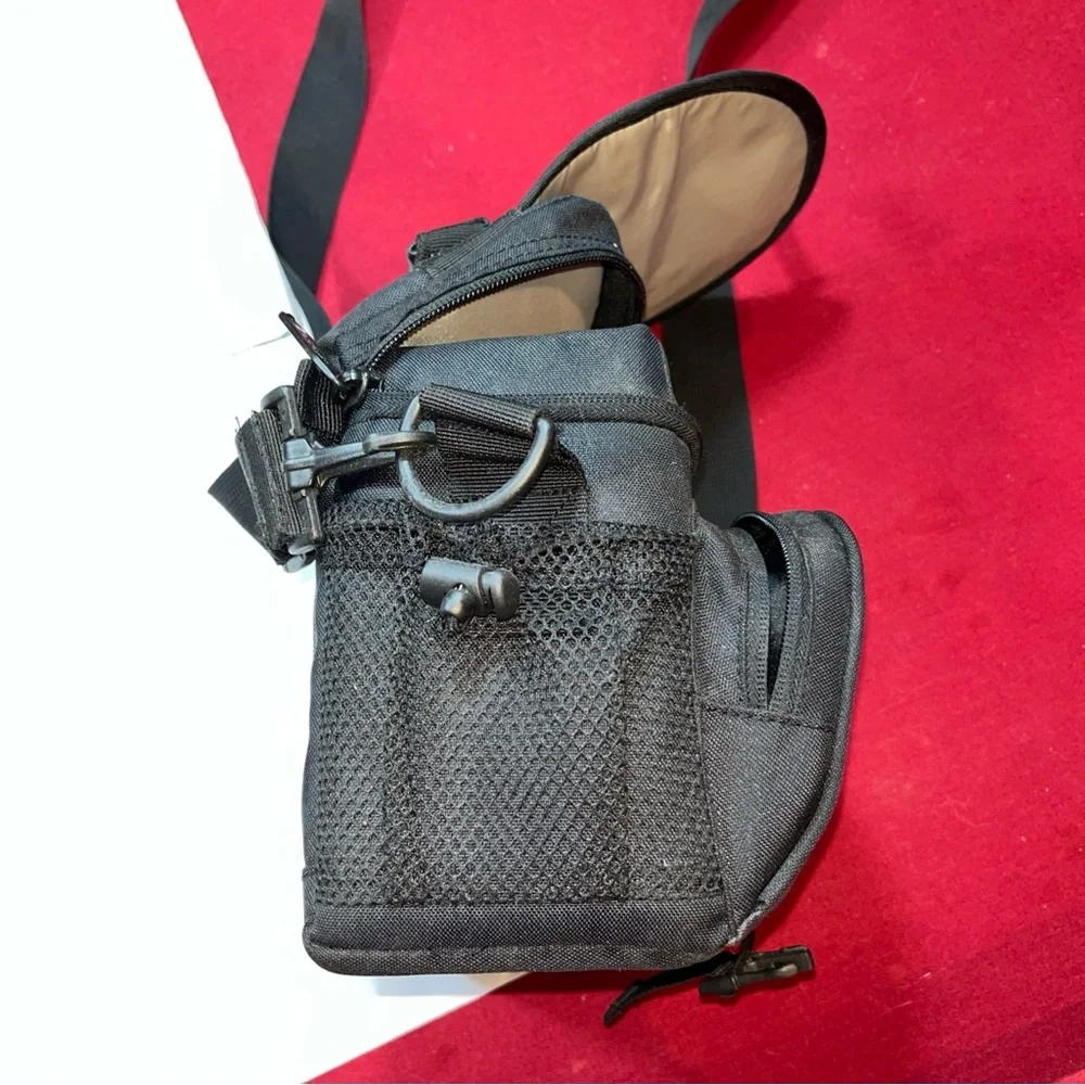 Lowepro EX 140 Black nylon Canvas Camera Soft Bag Shoulder Strap carry case 8x7”